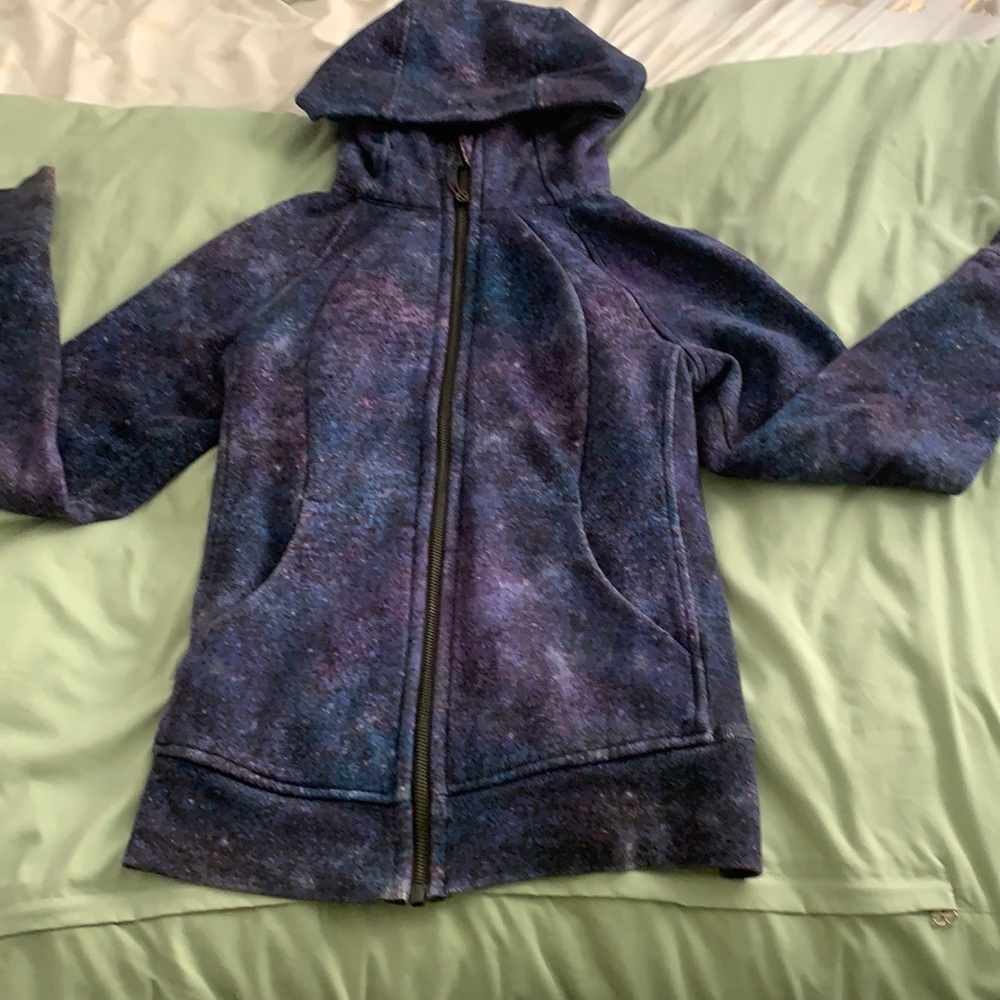LuluLemon zip up hoodie scuba jacket